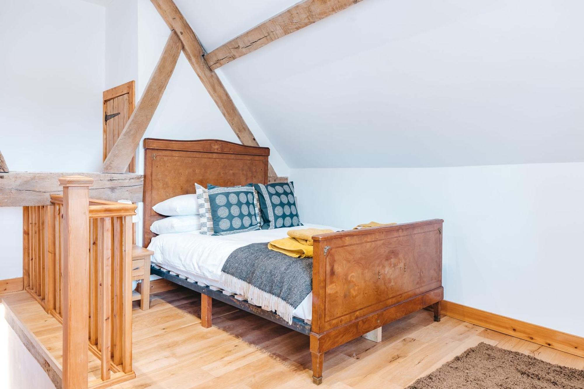 Ryton Grange Church Barn Sleeps 5 Shrewsbury Esterno foto