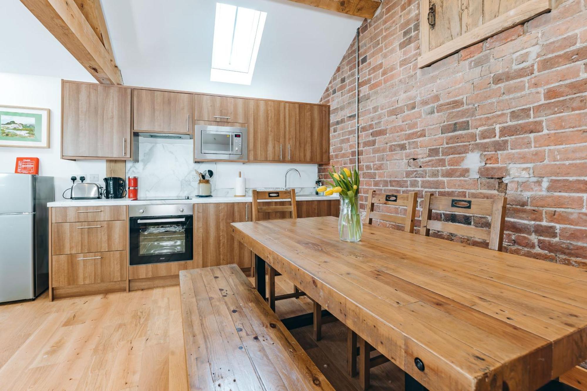 Ryton Grange Church Barn Sleeps 5 Shrewsbury Esterno foto